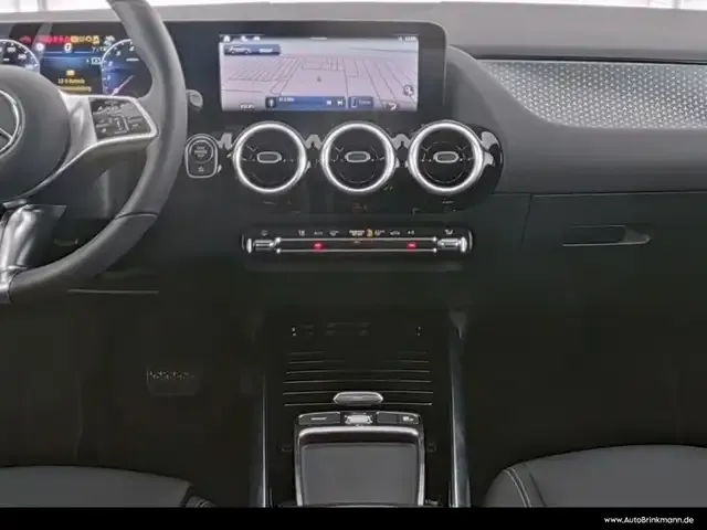 Mercedes-Benz GLA 180