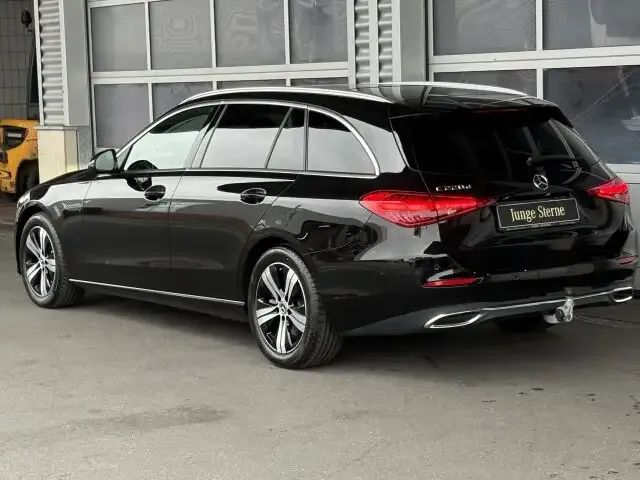 Mercedes-Benz C 220