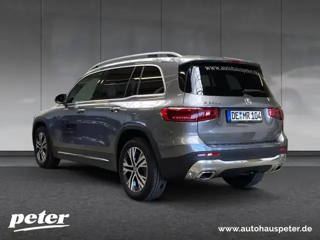 Mercedes-Benz GLB 200