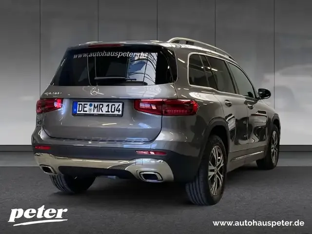 Mercedes-Benz GLB 200