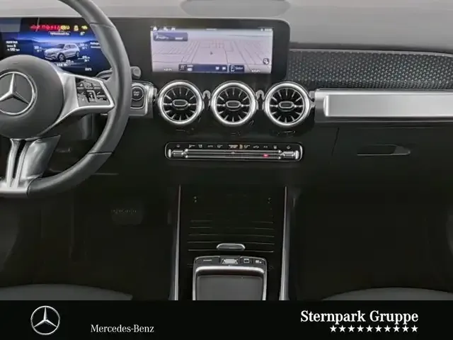 Mercedes-Benz EQB 300