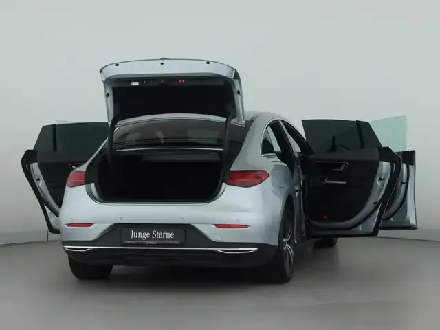 Mercedes-Benz EQE 350