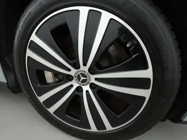 Mercedes-Benz EQE 350