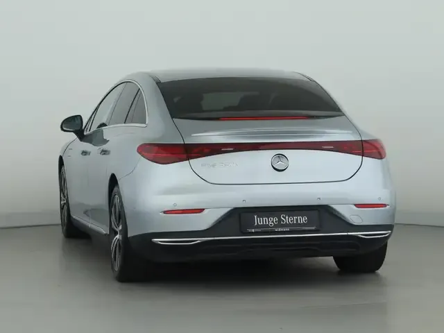 Mercedes-Benz EQE 350