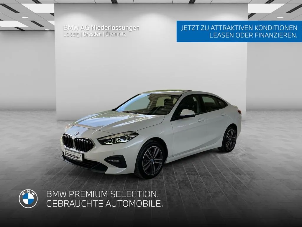 BMW 218