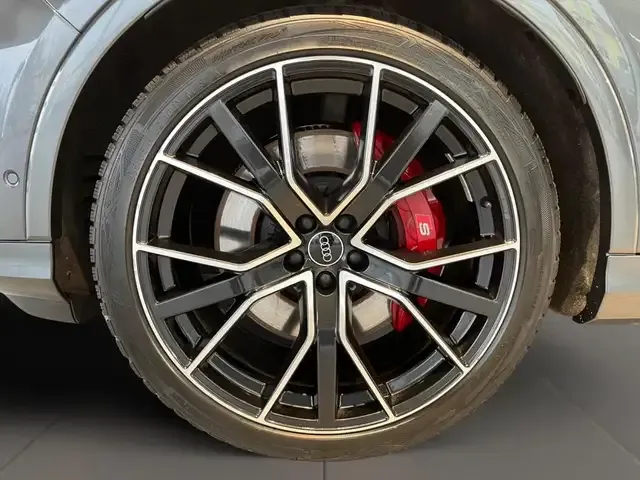 Audi SQ7