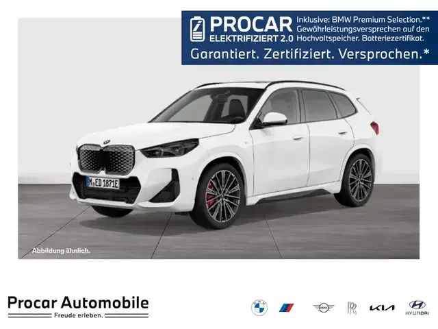 BMW iX1