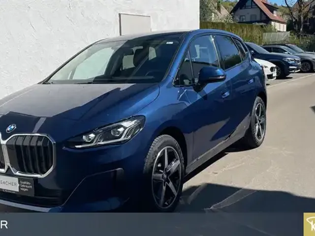 BMW 220