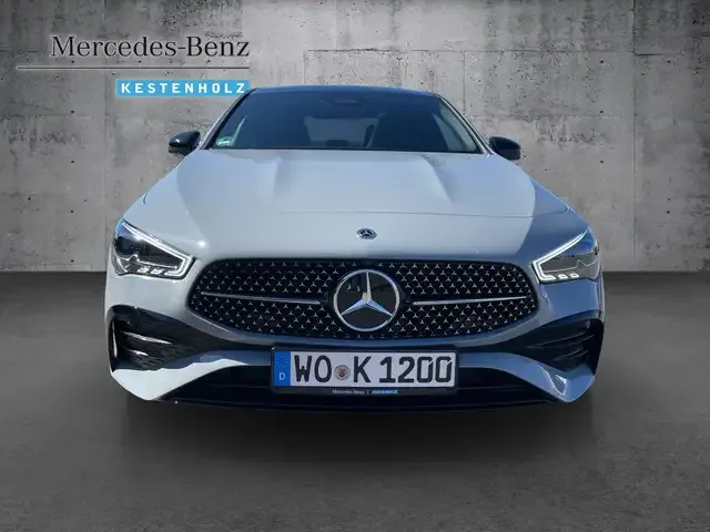 Mercedes-Benz CLA 200