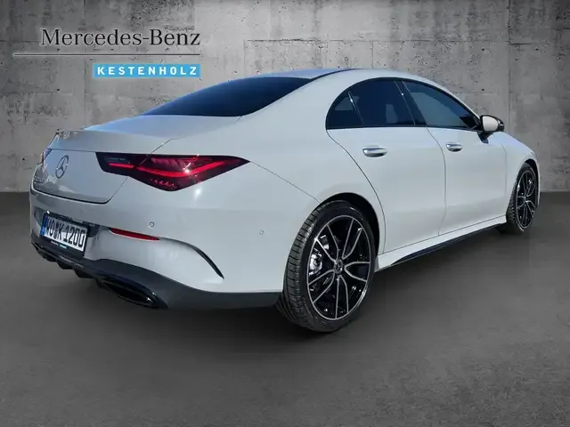 Mercedes-Benz CLA 200