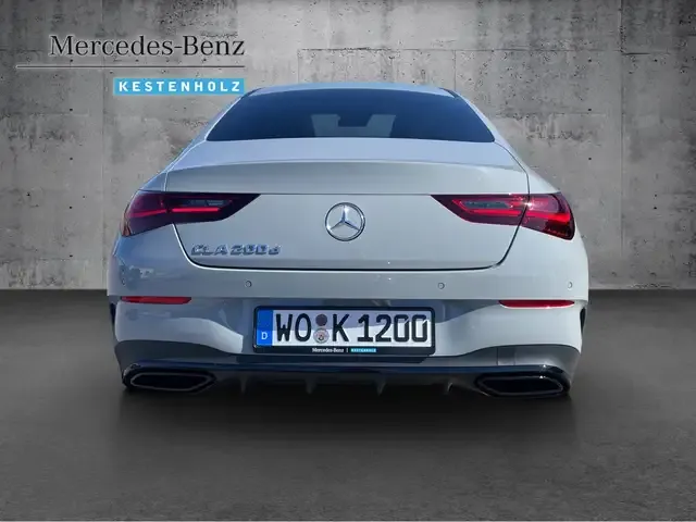 Mercedes-Benz CLA 200