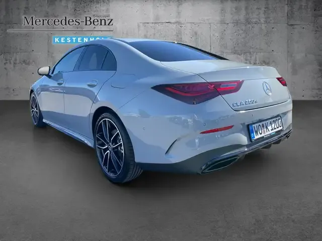 Mercedes-Benz CLA 200