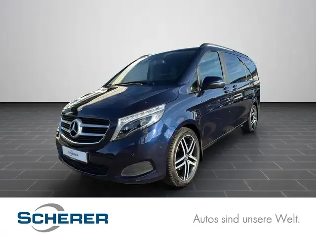 Mercedes-Benz V 220