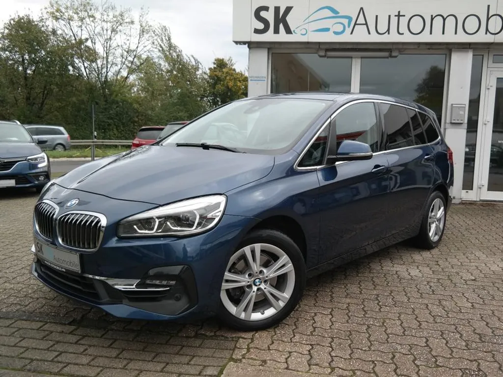 BMW 216