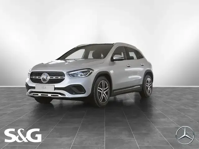 Mercedes-Benz GLA 180