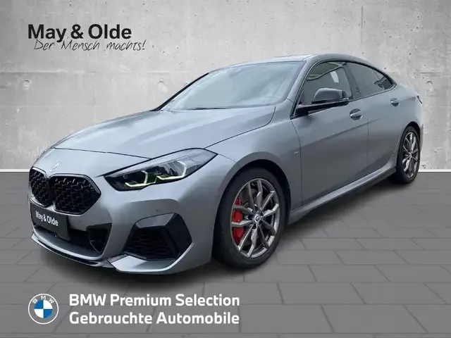 BMW 235