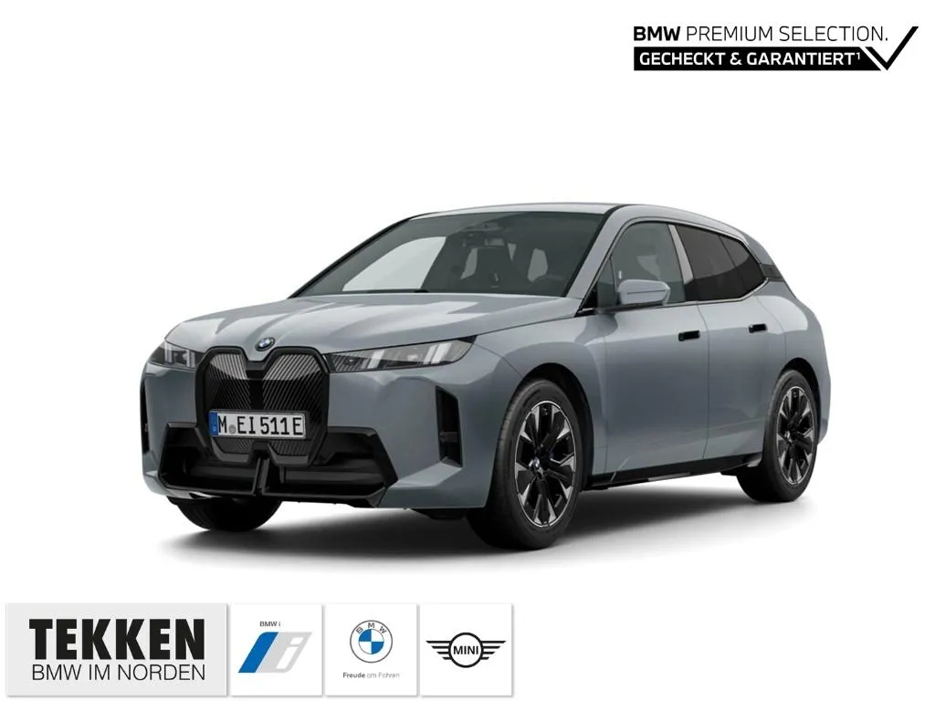 BMW iX