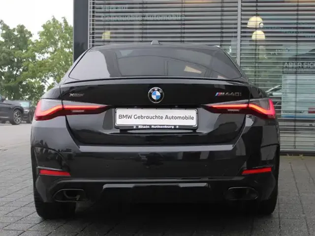 BMW 440