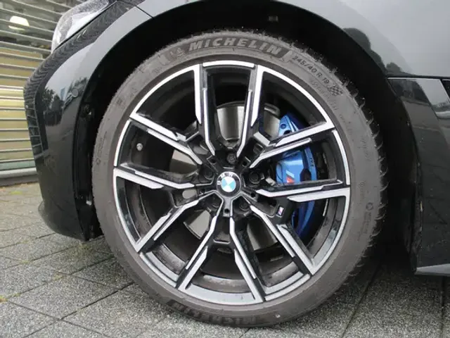 BMW 440
