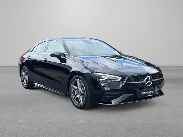 Mercedes-Benz CLA 220