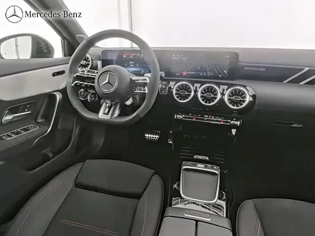 Mercedes-Benz A 35 AMG