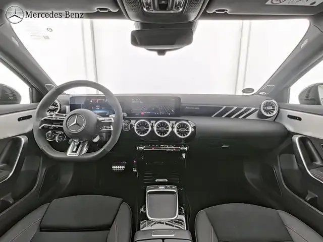 Mercedes-Benz A 35 AMG
