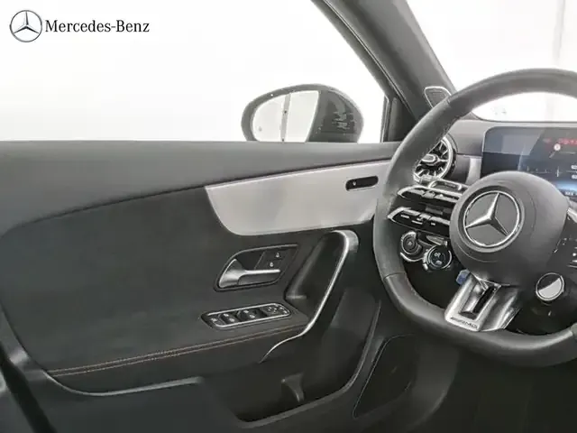 Mercedes-Benz A 35 AMG
