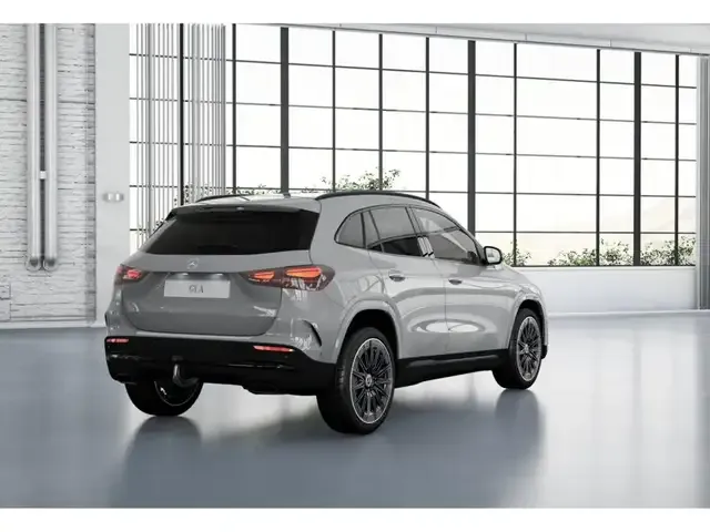 Mercedes-Benz GLA 200