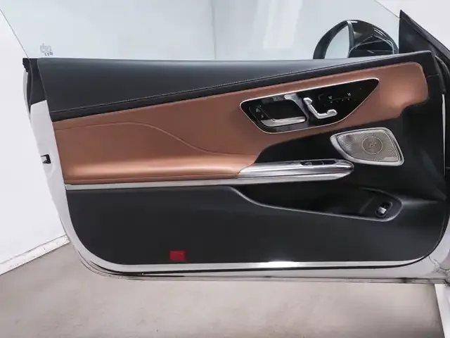 Mercedes-Benz CLE 220