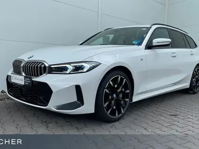 BMW 330