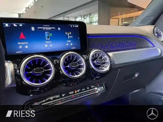 Mercedes-Benz GLB 200