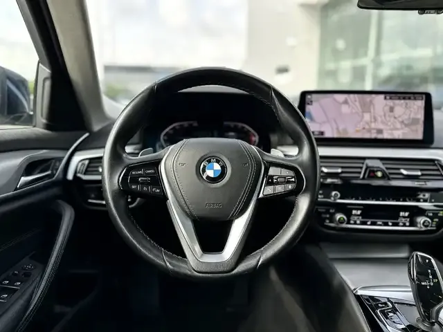 BMW 520