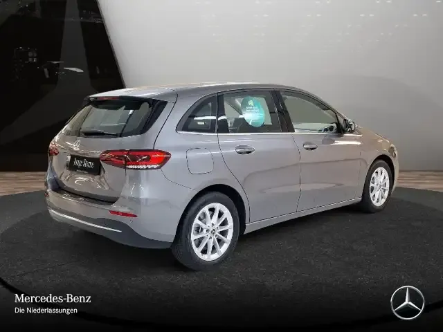 Mercedes-Benz B 250