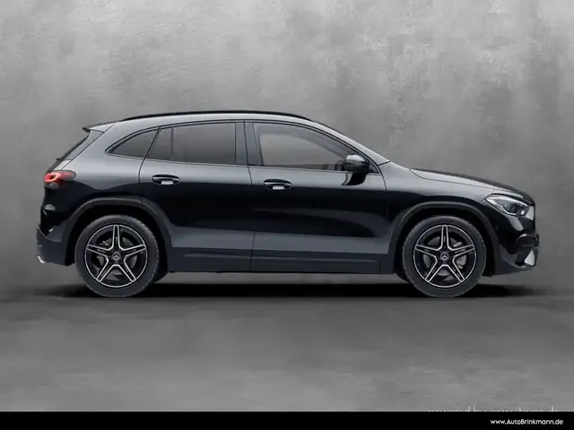 Mercedes-Benz GLA 220