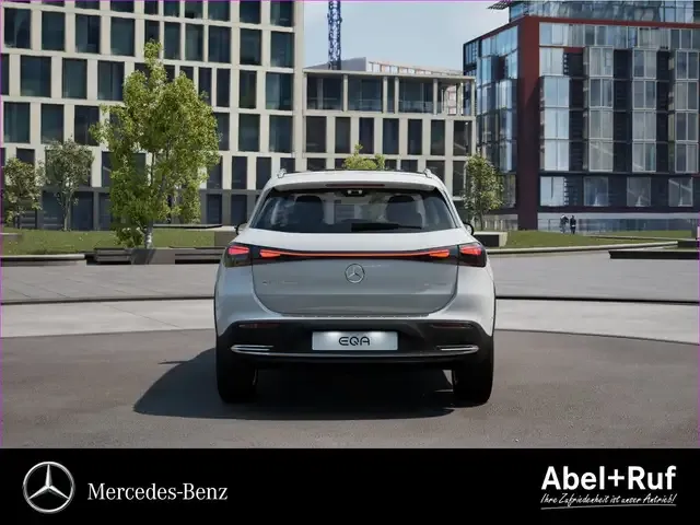 Mercedes-Benz EQA 300