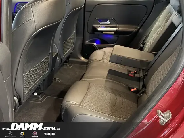 Mercedes-Benz EQA 300