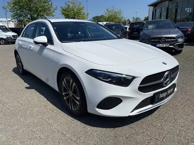 Mercedes-Benz A 200