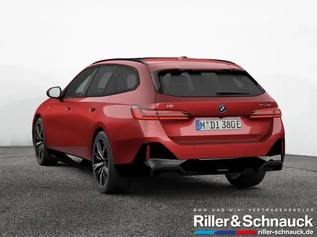 BMW i5