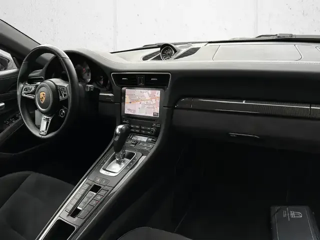 Porsche 991