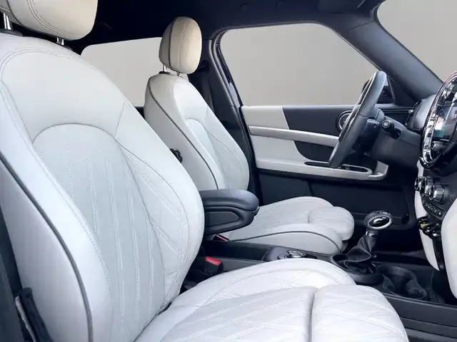 MINI Cooper SE Countryman