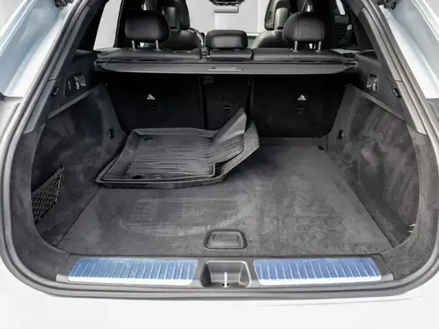 Mercedes-Benz EQE 350