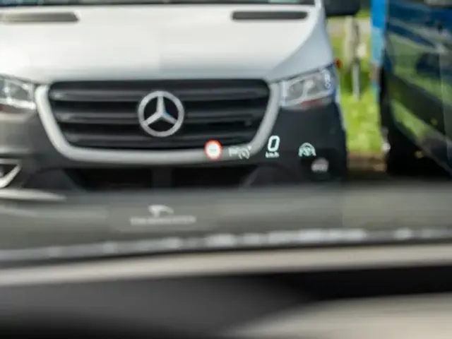 Mercedes-Benz EQE 350