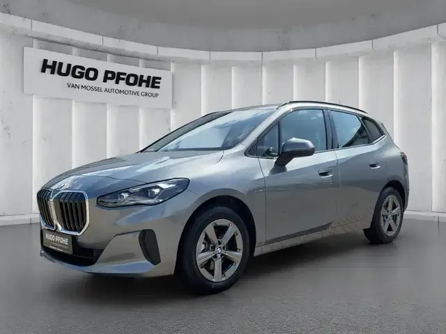 BMW 220