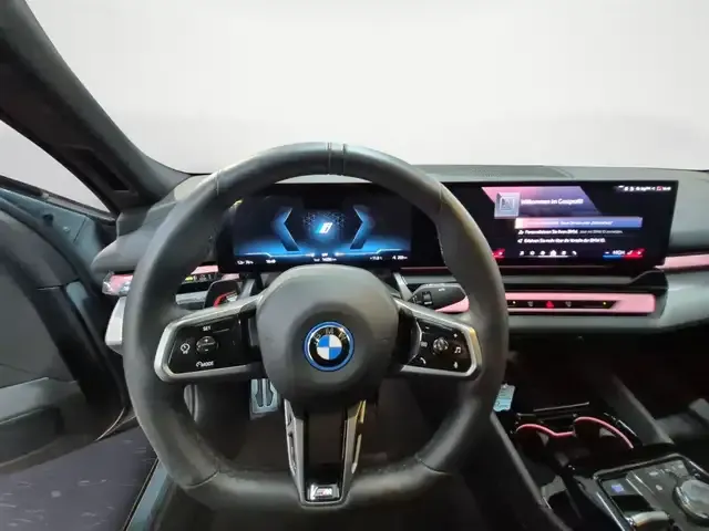 BMW i5