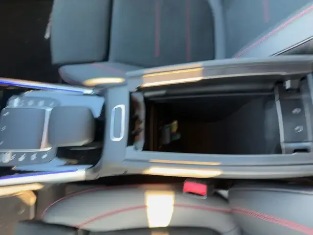 Mercedes-Benz EQB 350