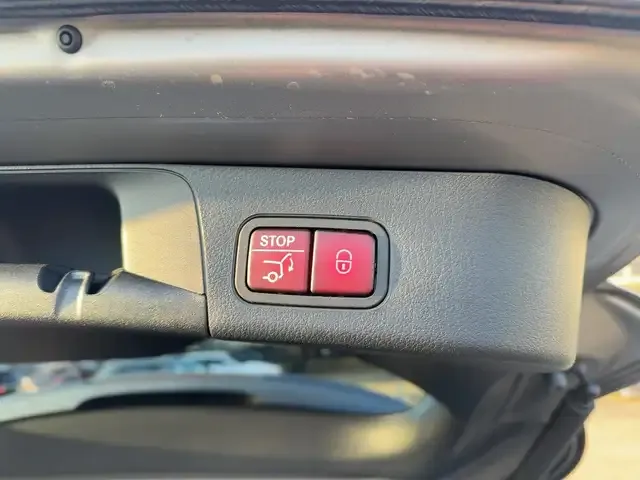 Mercedes-Benz EQB 350