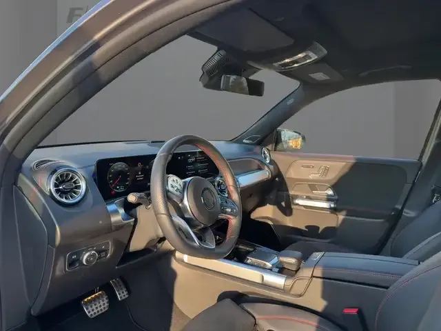 Mercedes-Benz EQB 350