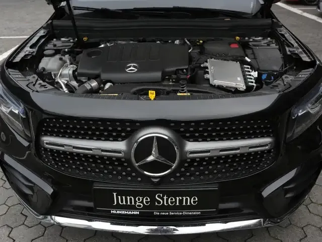 Mercedes-Benz GLB 200