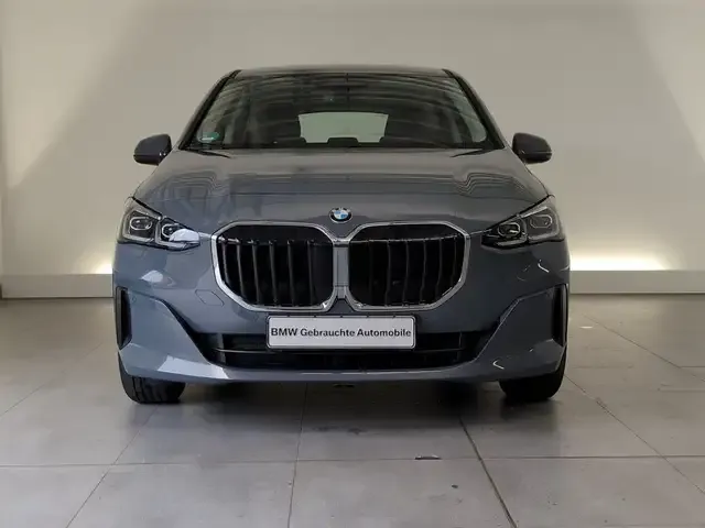 BMW 216