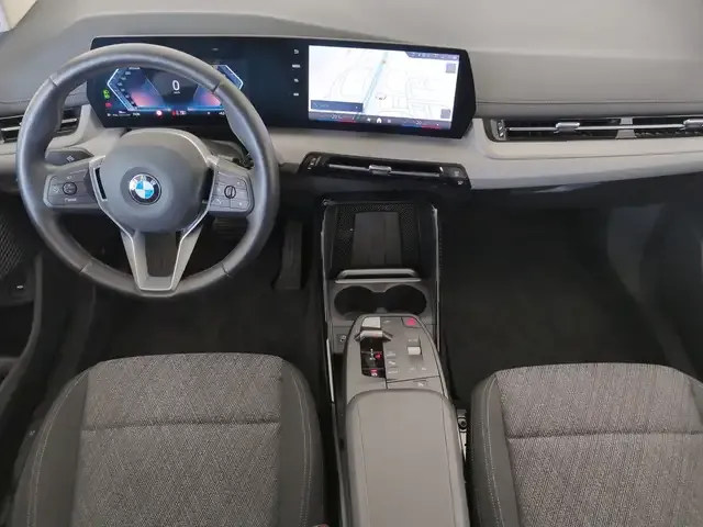 BMW 216